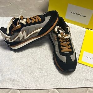 Marc Jacobs Jogger Sneakers